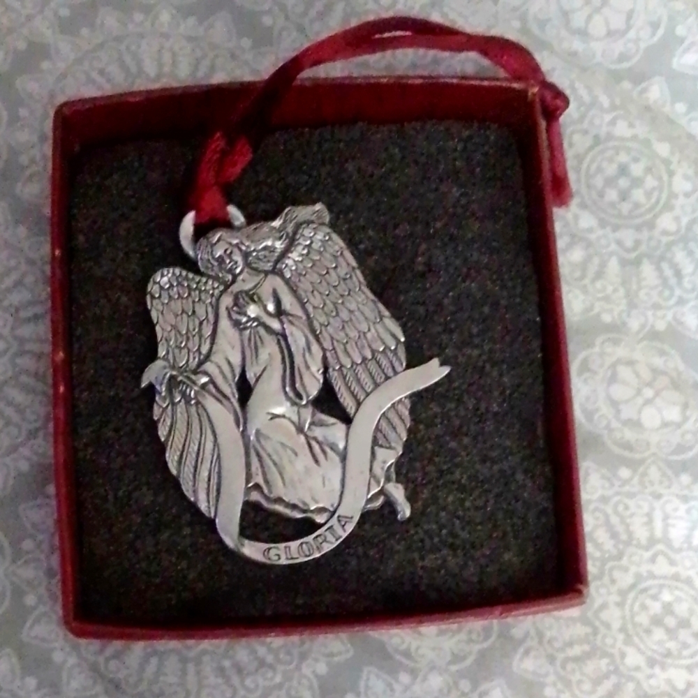 1993 Seagull Pewter Gloria ornament The Nativity